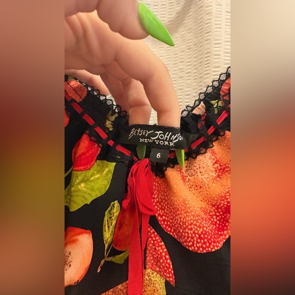 Betsy Johnson fruit dress women’s size 6 - Picture 4 of 5